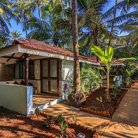 Hotel De Soul Sante Morjim Goa Exterior foto