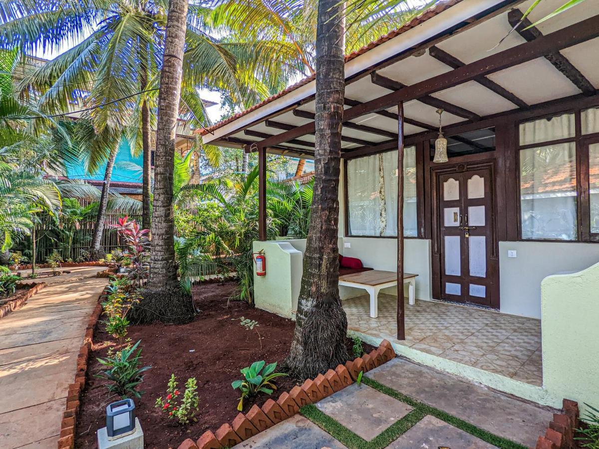 Hotel De Soul Sante Morjim Goa Exterior foto