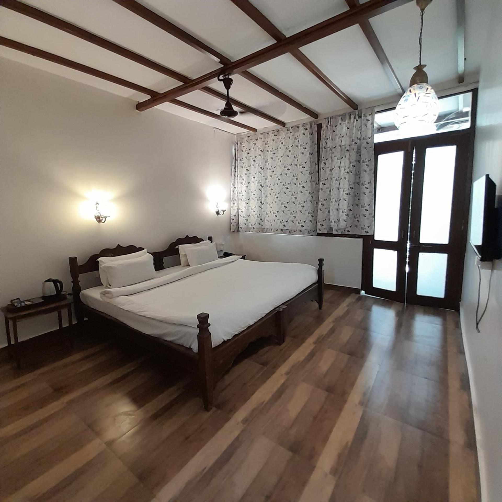 Hotel De Soul Sante Morjim Goa Exterior foto