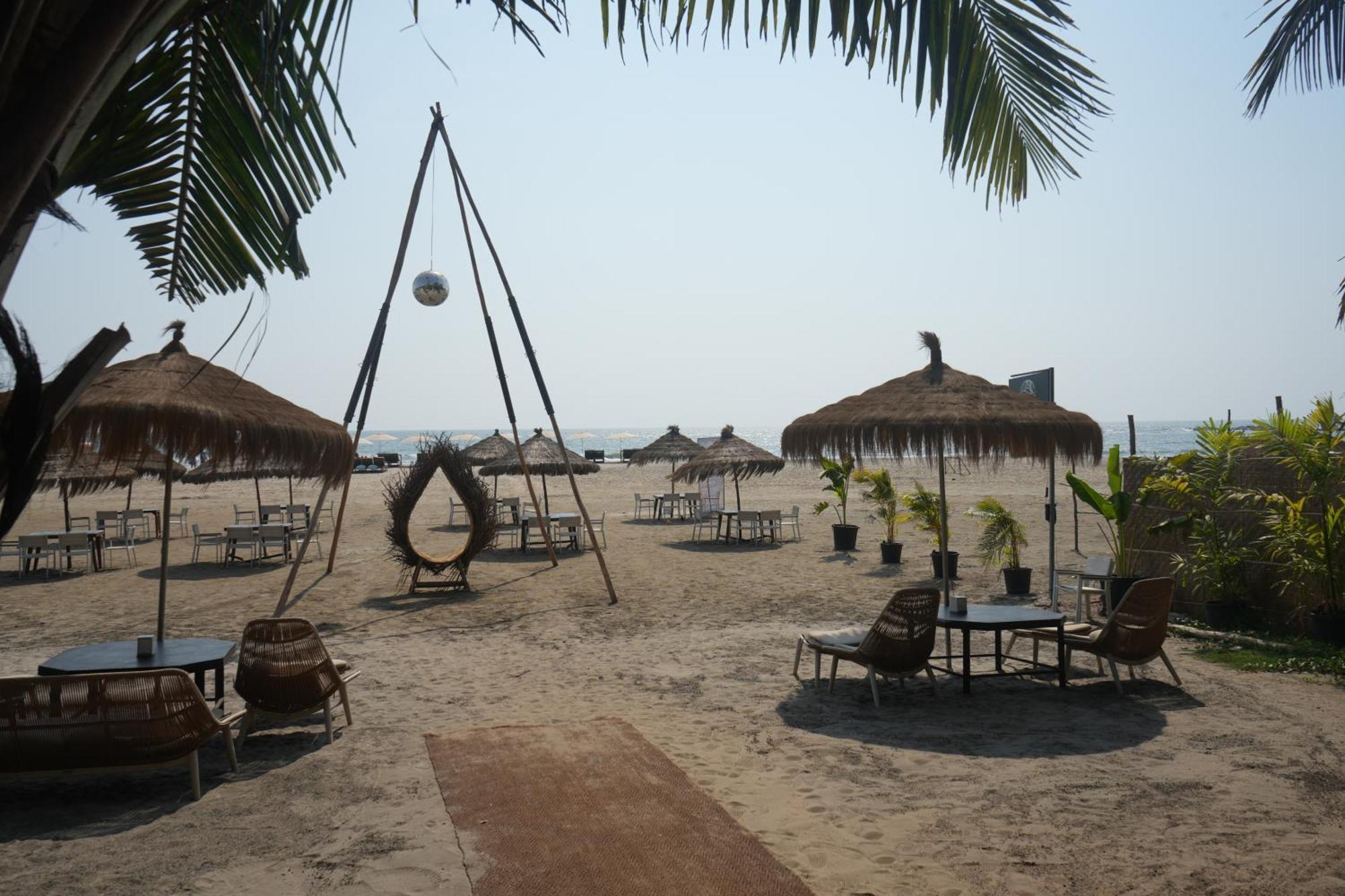 Hotel De Soul Sante Morjim Goa Exterior foto