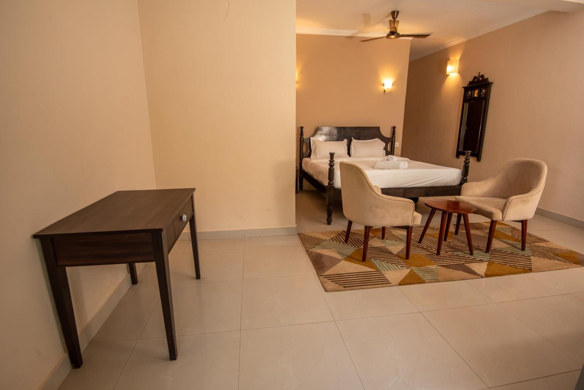 Hotel De Soul Sante Morjim Goa Exterior foto
